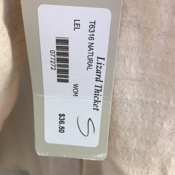 Lela Sky Top size small - Picture 8 of 8